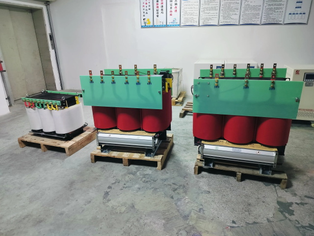 丁青KS11-1000KVA矿用变压器